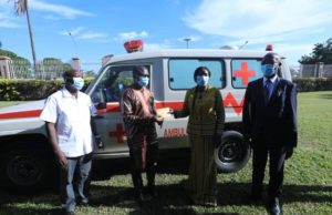 Sous-préfecture de Gbon/ Madame la Ministre Kandia Camara fait parler son coeur.