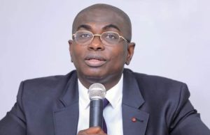 SAN PEDRO / INFRASTRUCTURES ROUTIERS, M le Maire Felix ANOBLÉ face à la population