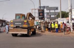 Mairie de Bouaké: #ACTU_COMMUNE. Agrandissement de la section A3 qui traverse la ville LE DÉGAGEMENT DES EMPRISES ATTEINT SA VITESSE DE CROISIÈRE.