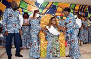 Commune de Cocody: Fédération des associations de femmes de Cocody / La présidente de la FAFCO investie en présence du maire Jean-Marc Yacé et de Mme Bédié