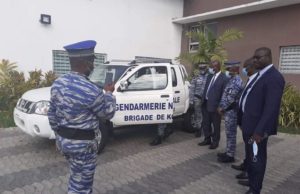 Mairie de Koumassi: Sécurité / LA MAIRIE FAIT DON D’UN VÉHICULE 4×4 À LA BRIGADE DE GENDARMERIE D’AKLOMIABLA