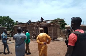 COMMUNE_DE_BONDOUKOU / La Mairie au côté des sinistrés des pluies diluviennes du village ABEMA