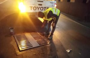 Mairie de Bouaké: ACTU_COMMUNE. Regards sous le pont Sitarail. LES GRILLES DE FERMETURE SONT OPÉRATIONNELLES