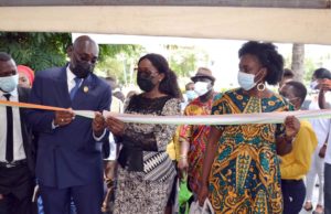 Commune de Cocody: Promotion de la lecture / Mme Yolande Yacé ouvre le 1er salon du livre de Cocody