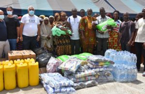 Mairie de Marcory: Le député maire soulage les sinistrés du carrefour milieu