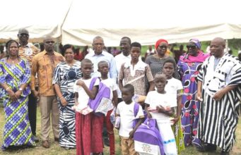 Bouake Fête de l’excellence / LE BOUNGUÉ CÉLÈBRE SES 100 MEILLEURS ÉCOLIERS