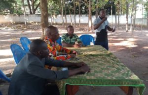 COMMUNE DE NIAKARA : LE MAIRE À LA RENCONTRE DES POPULATIONS POUR PARLER DE LA GESTION DES ORDURES.