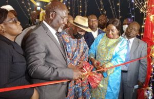 Mme KANDIA CAMARA, MAIRE D’ABOBO LANCE LA 3EME ÉDITION D »ABOBOB EN FÊTE »