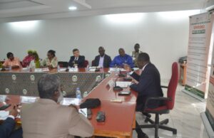 Extraits d’Images de la Reunion avec le FMI