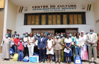 Grand-Bassam: 2è édition de la journée de l’excellence de Grand-Bassam 19 élèves des classes d’examen primés