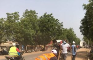 Commune de Bouaké: Opération Grand ménage / L’UNION DES JEUNES DE SOUKOURA SUR LE TERRAIN