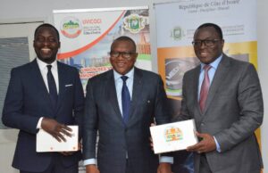 Cérémonie de Présentation du Cahier des Charges des Conditions d’Implantation et d’Exploitation des Panneaux Publicitaires